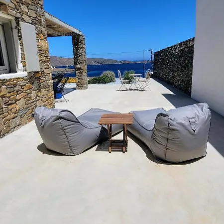 Villa Naousa *